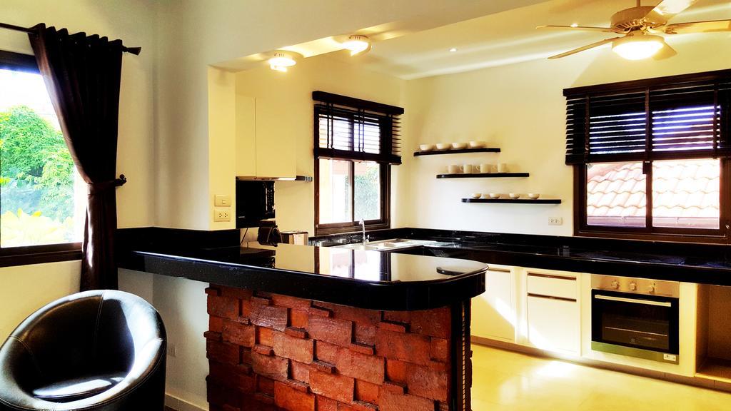 Hideland - The Luxury Tropical Villa Pattaya Luaran gambar