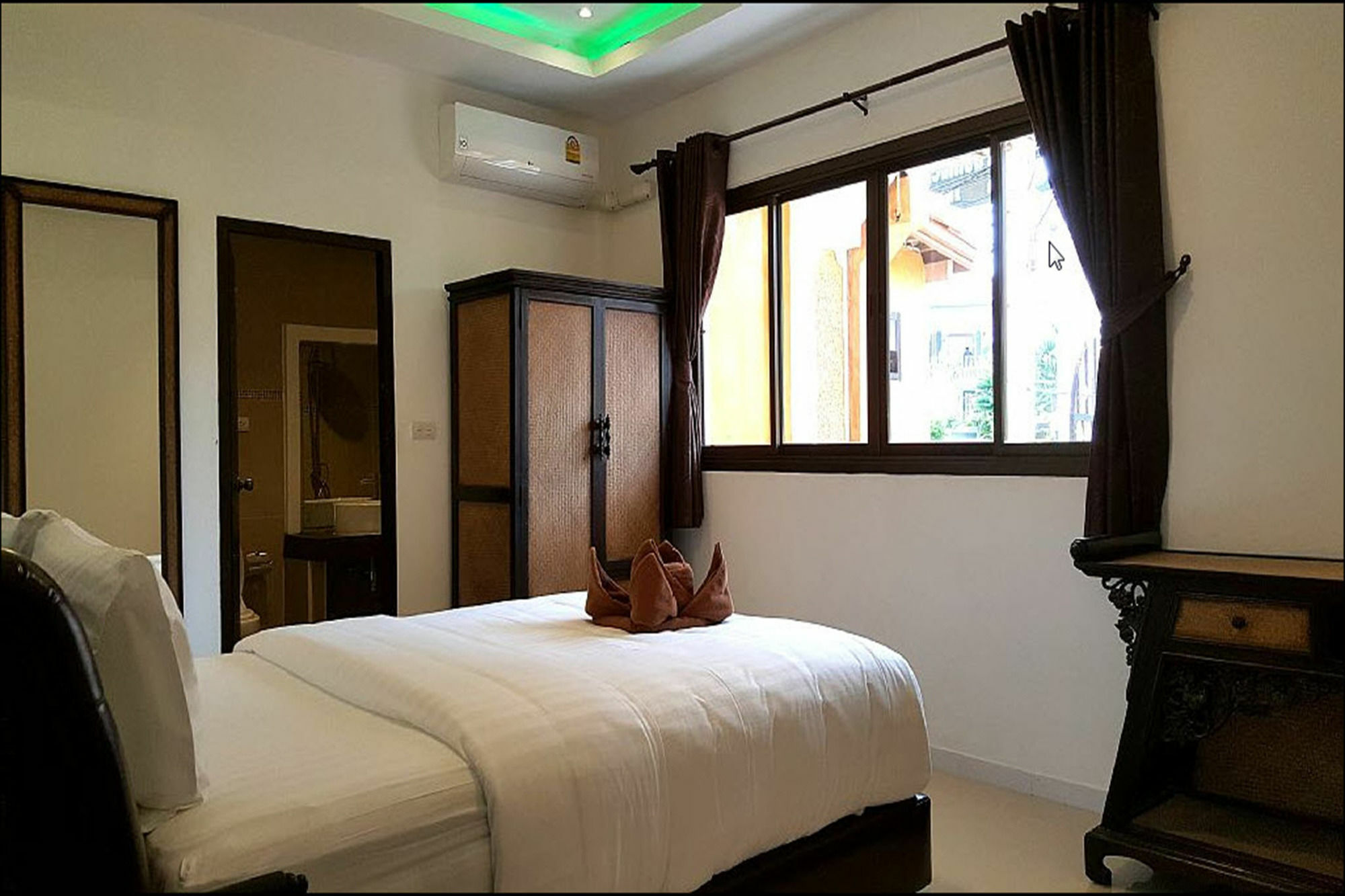 Hideland - The Luxury Tropical Villa Pattaya Luaran gambar