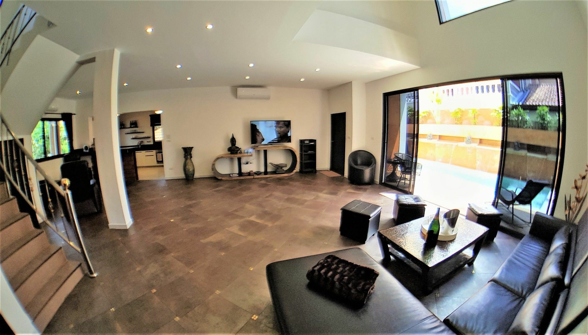Hideland - The Luxury Tropical Villa Pattaya Luaran gambar