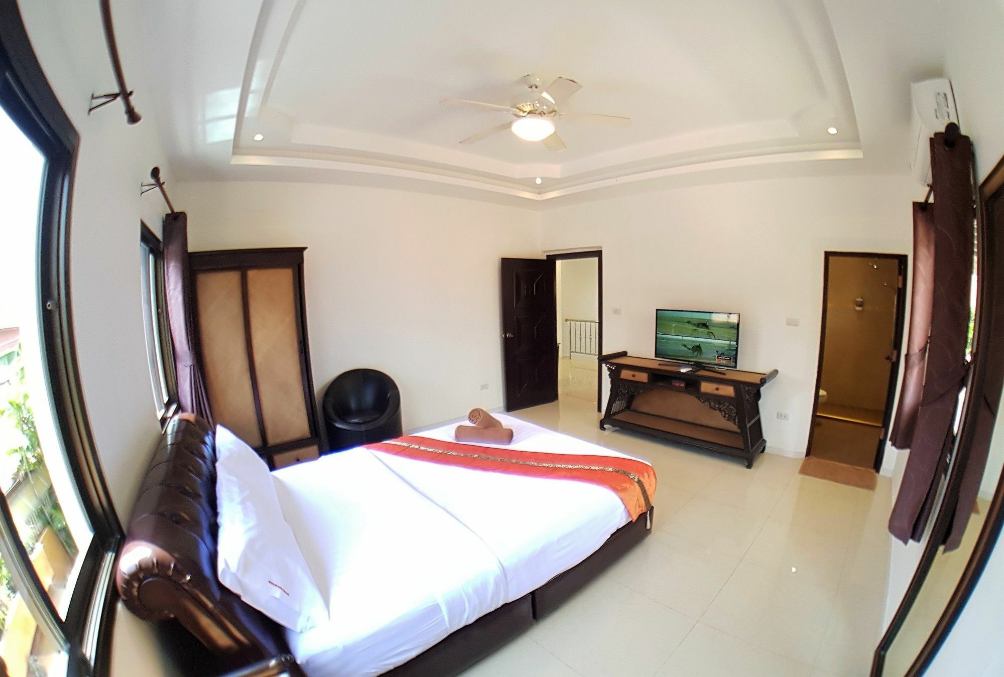 Hideland - The Luxury Tropical Villa Pattaya Luaran gambar