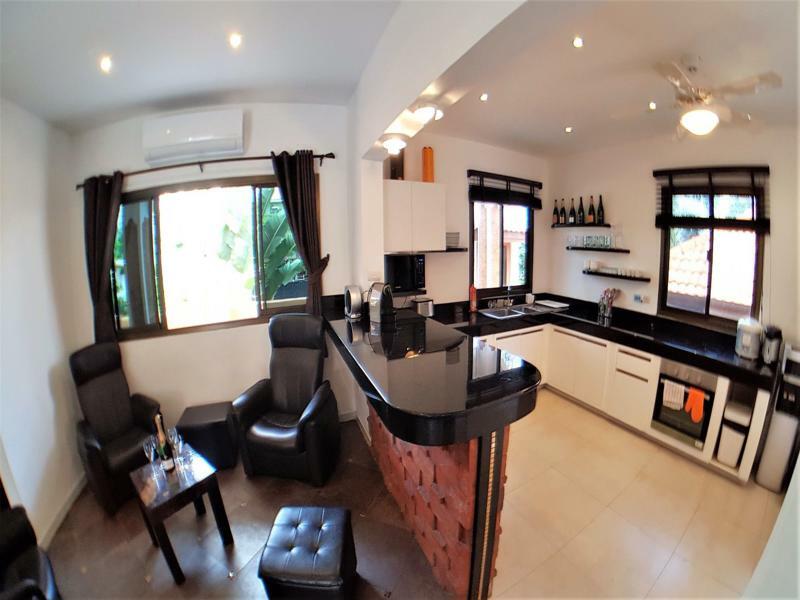 Hideland - The Luxury Tropical Villa Pattaya Luaran gambar